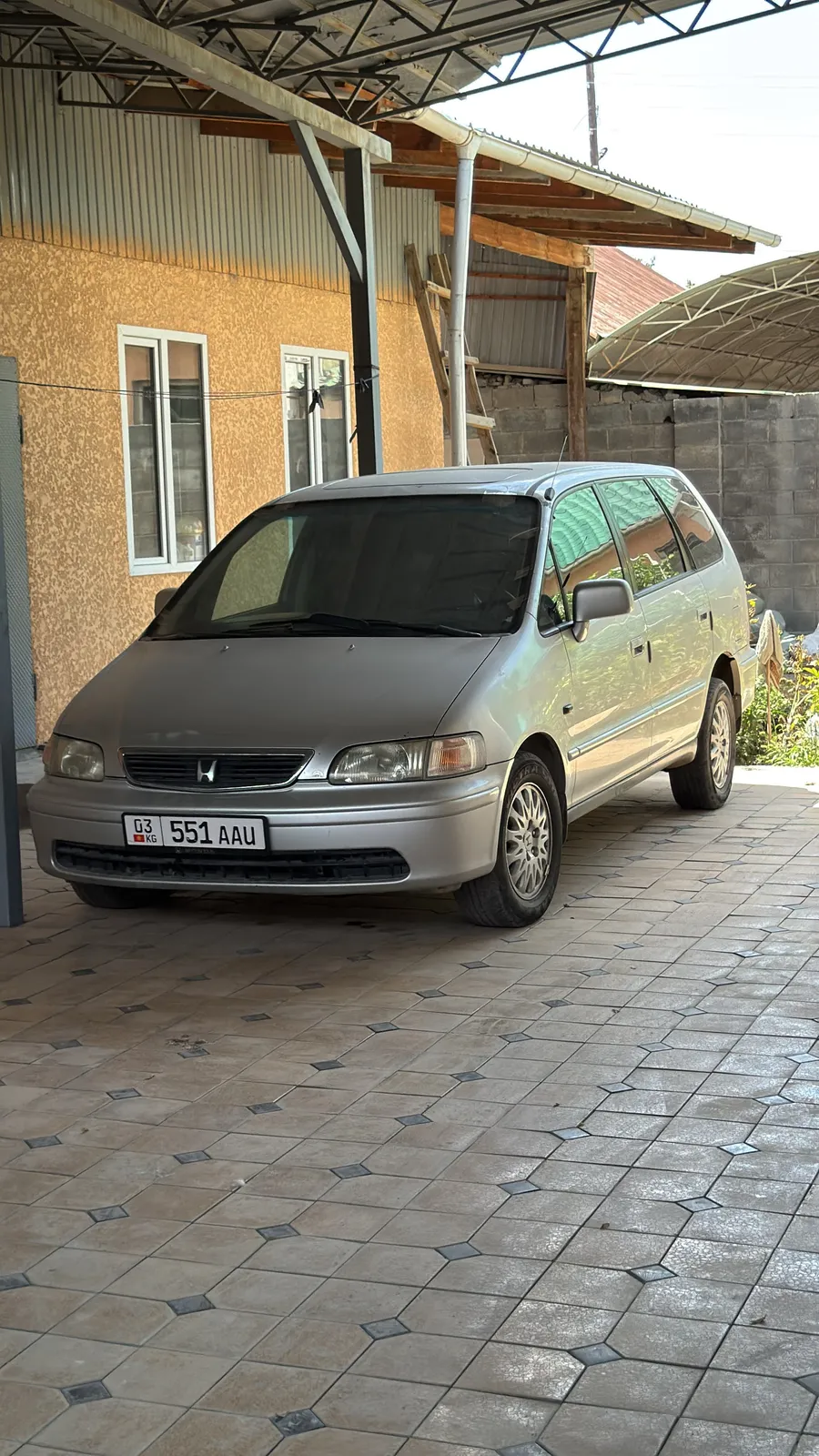Honda SHUTTLE 1998 года, минивэн, серебристый