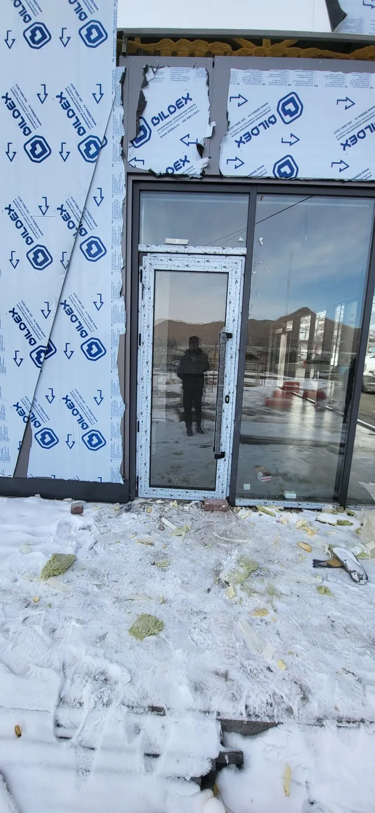 Стеклянная дверь на заказ, Входная, Для офиса, Одностворчатая, Распашная, Бесплатный замер